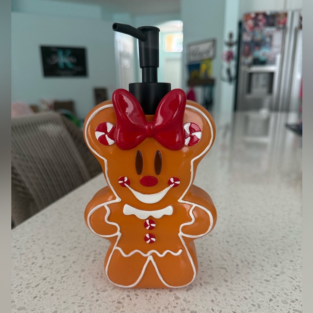 DISNEY Minnie Mouse Christmas Gingerbread Soap Lotion Dispenser With Pump NEW